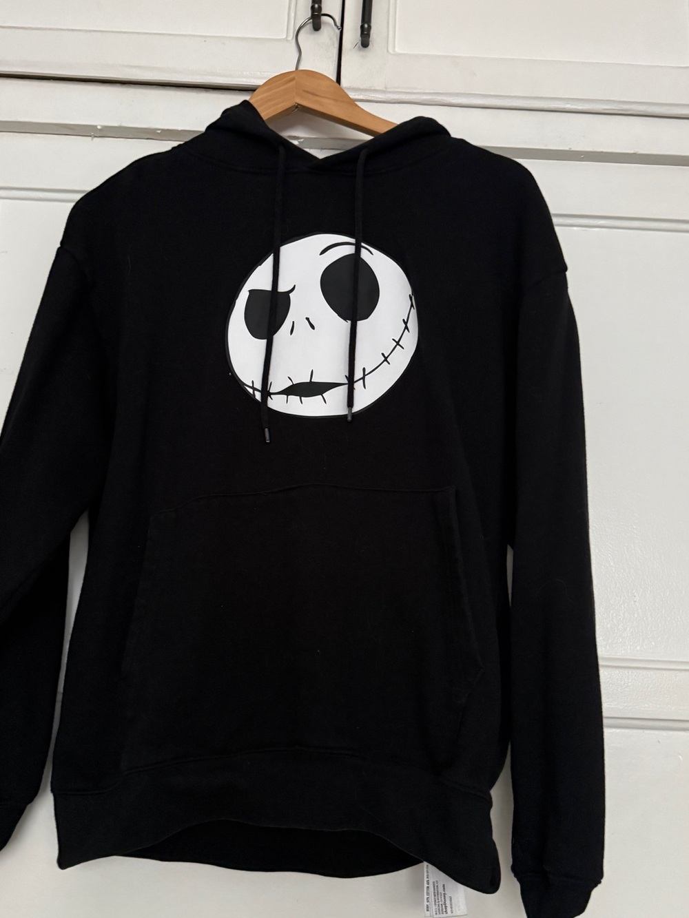 Black Graphic Hoodie Sweatshirt with Skull Face